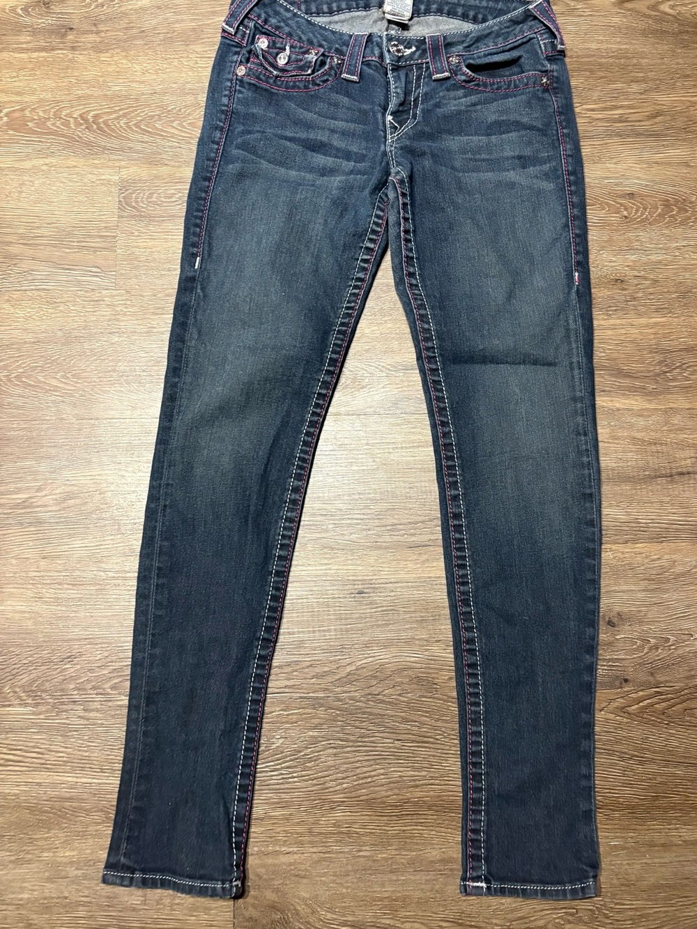 True religion skinny jeans dark wash with pink stitching